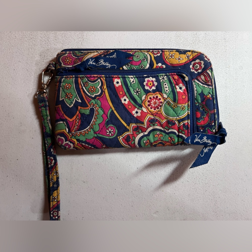 Vera Bradley Wrist Wallet Wristlet- paisley